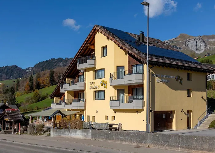 Hotel Restaurant Schoenau 3*